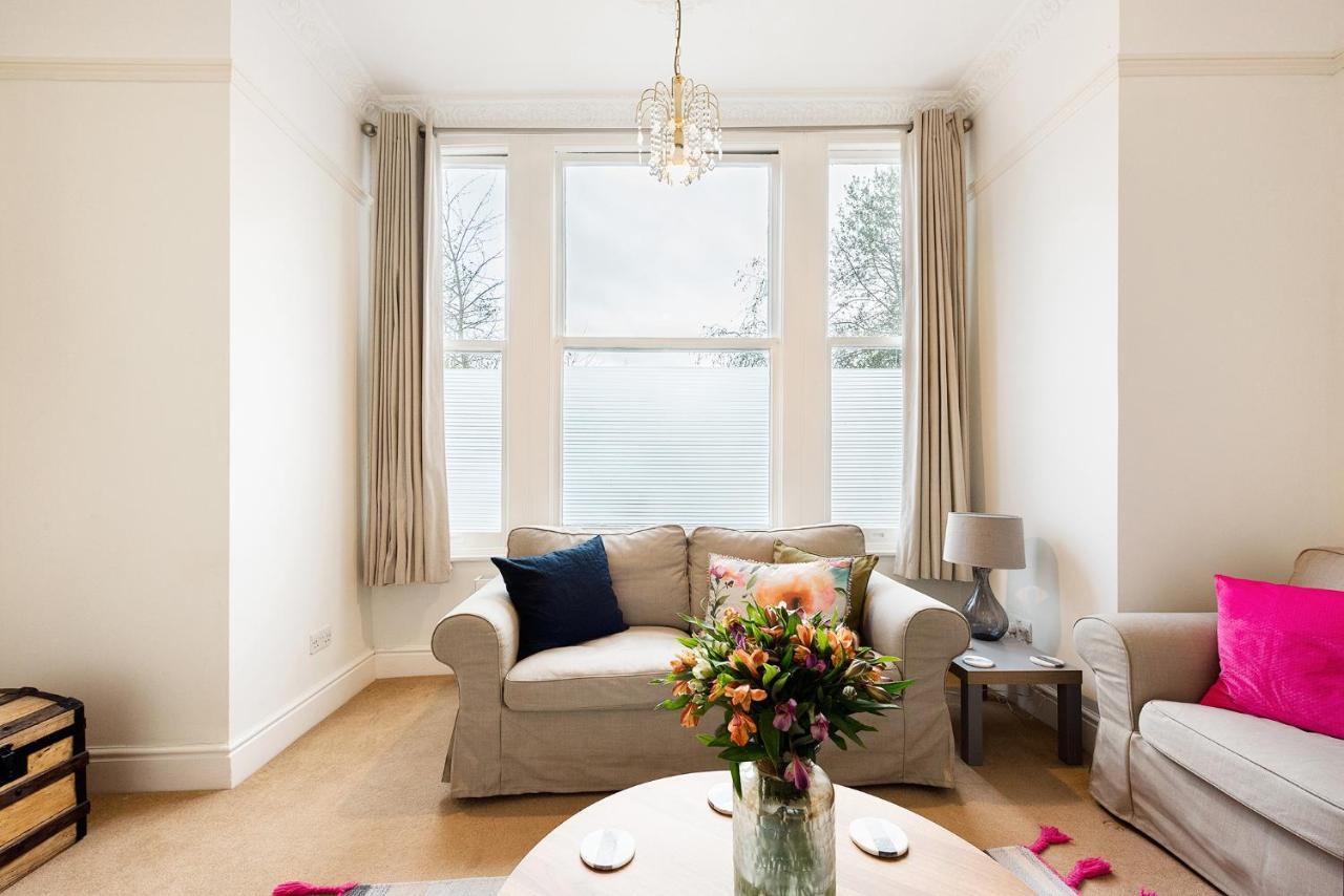 Heart Of Ealing Apartment With Garden Londýn Exteriér fotografie